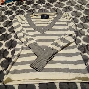 American eagle sweater